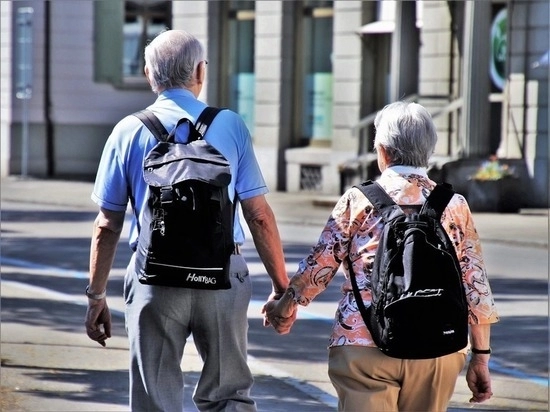 Минздрав рассказал пенсионерам, как сохранить здоровье и активность